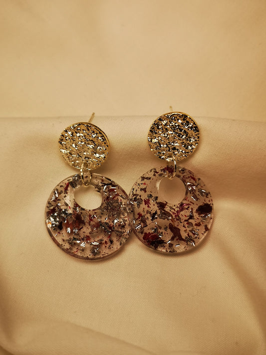 Pendientes hechos con flores