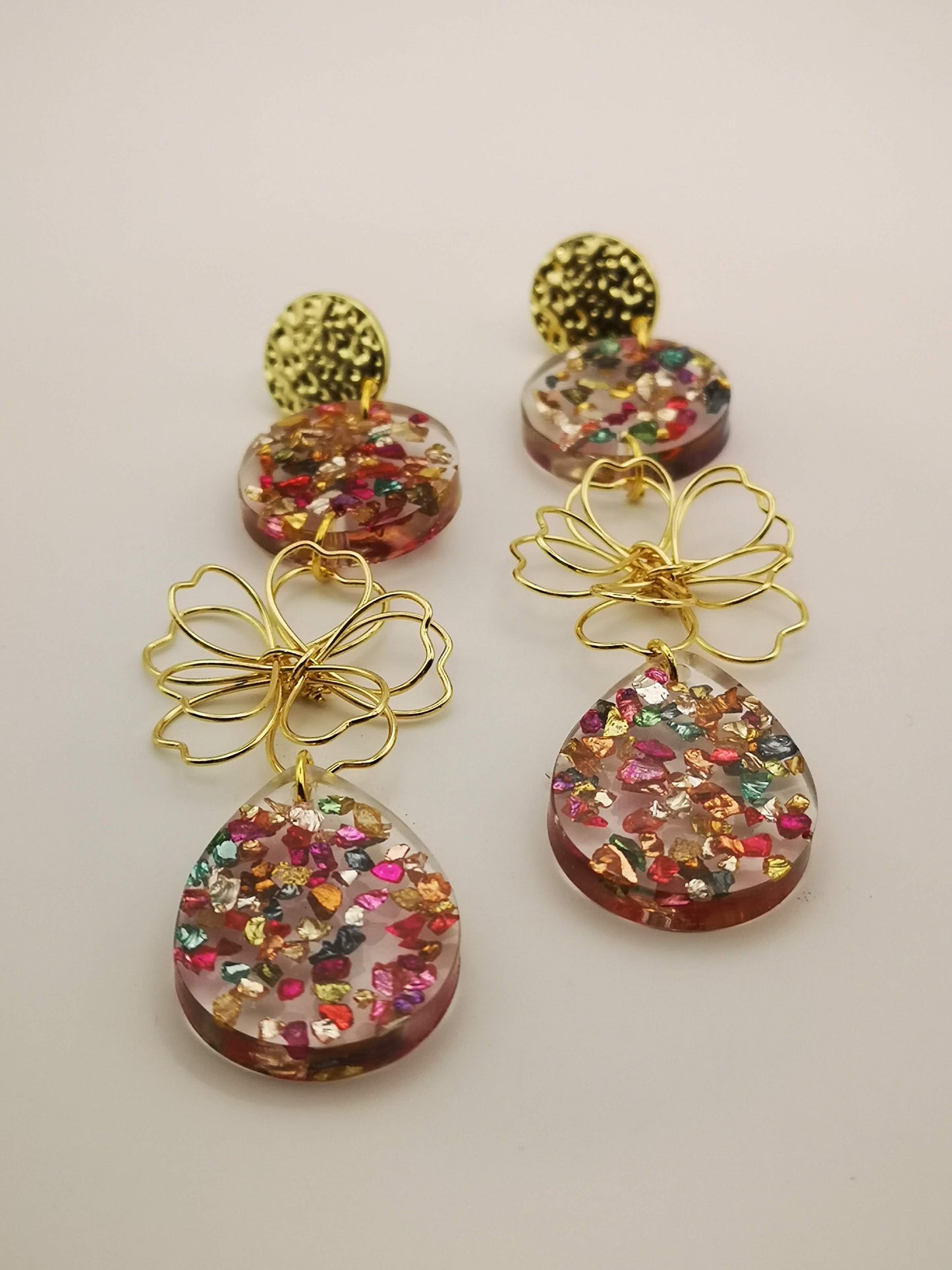 Pendientes de flamenca personalizados hechos con vidrios de colores artesanalmente